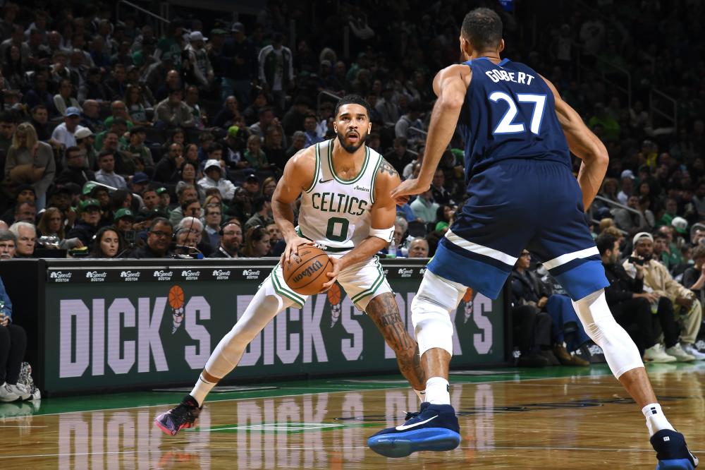 他毫不犹豫 他毫不犹豫