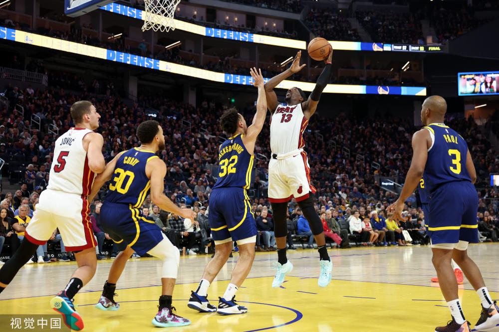 这支队伍依 这支队伍依