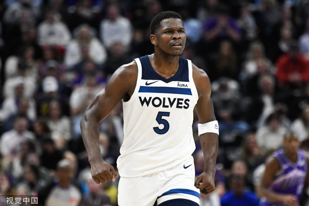 场中进行战 场中进行战